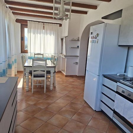Attico Anais Apartment Loiri Porto San Paolo Екстериор снимка